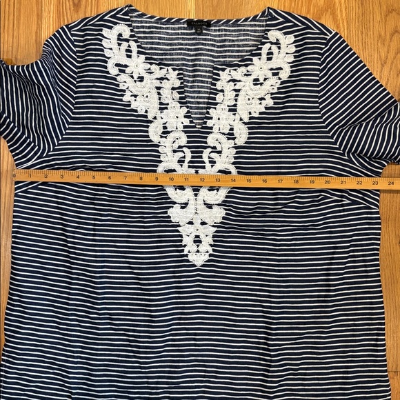 Women’s Talbots Linen Embroidered Blouse, Size XL - Picture 4 of 6